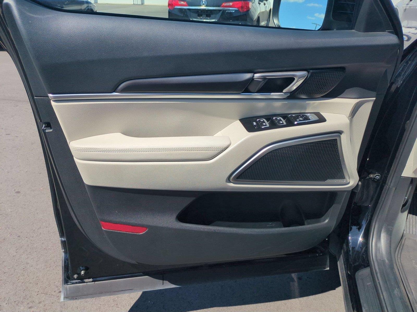 Used 2024 Ebony Black Kia S image 14