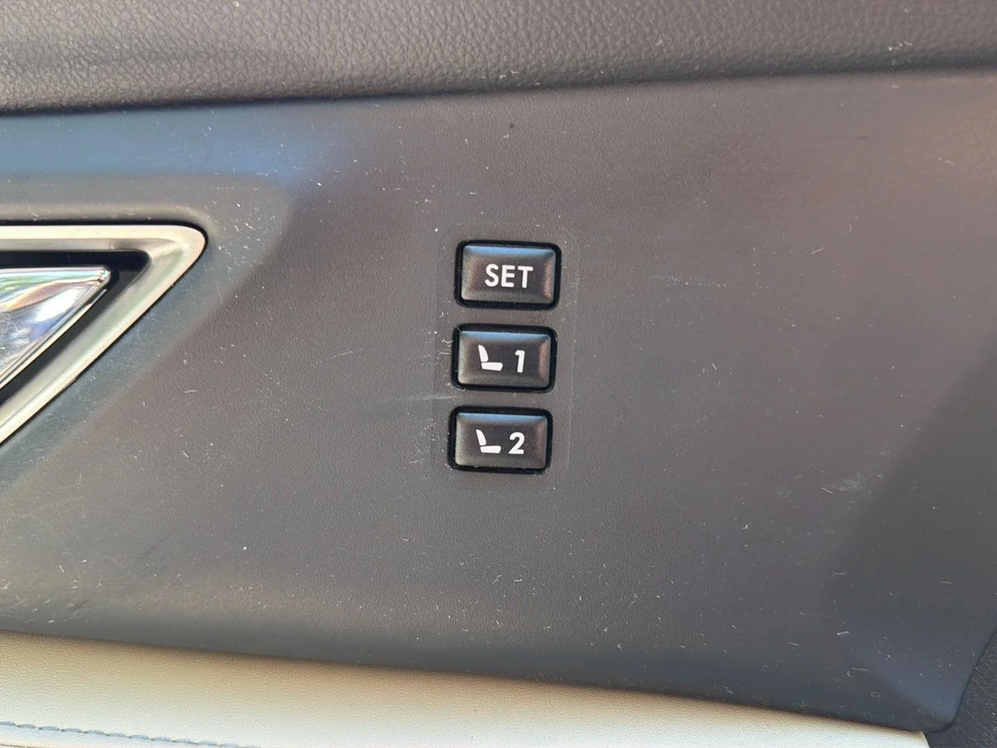 Used 2019 Abyss Blue Pearl Subaru Limited image 17