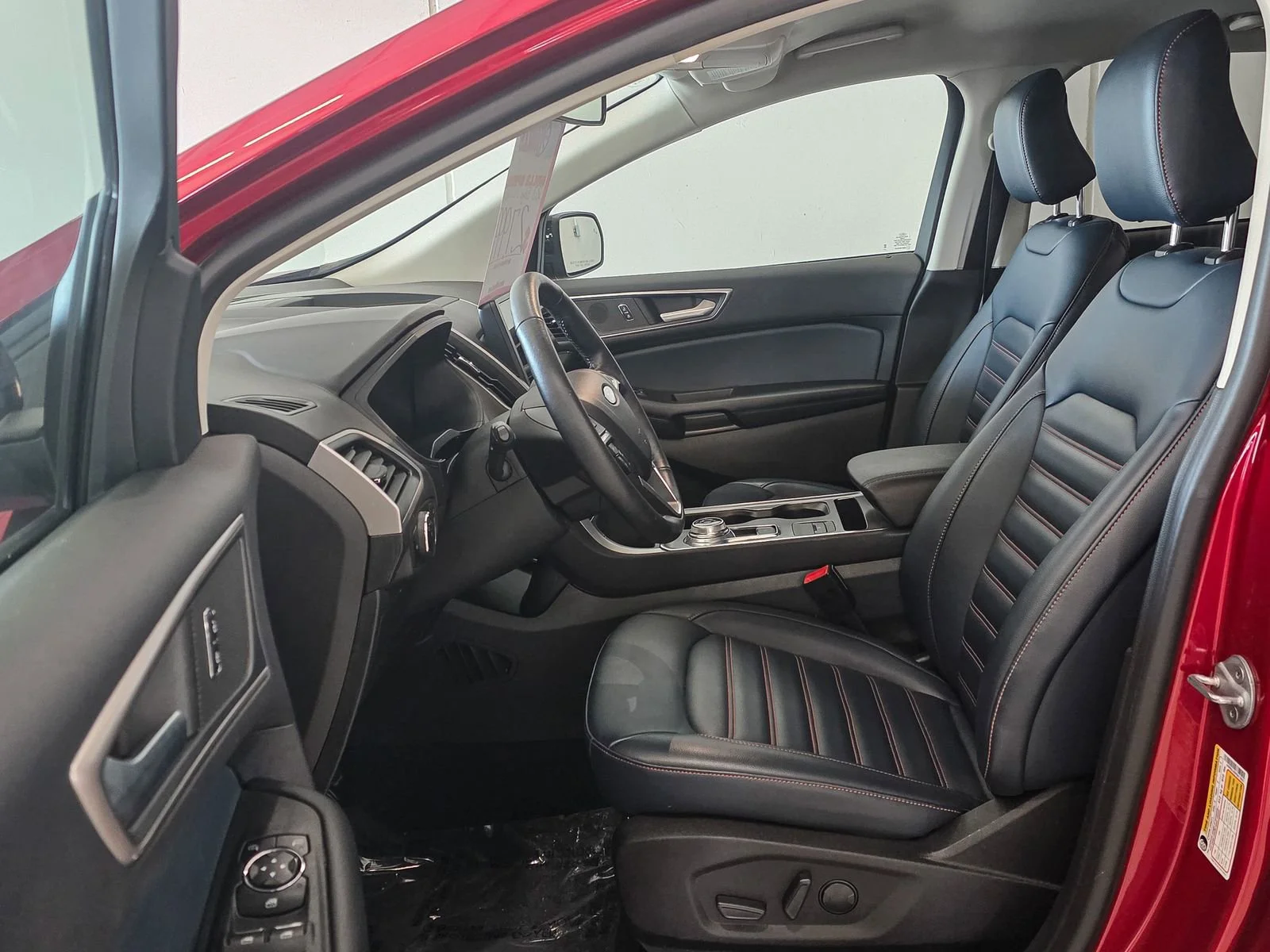 2023 Ford Edge SEL - Photo 19