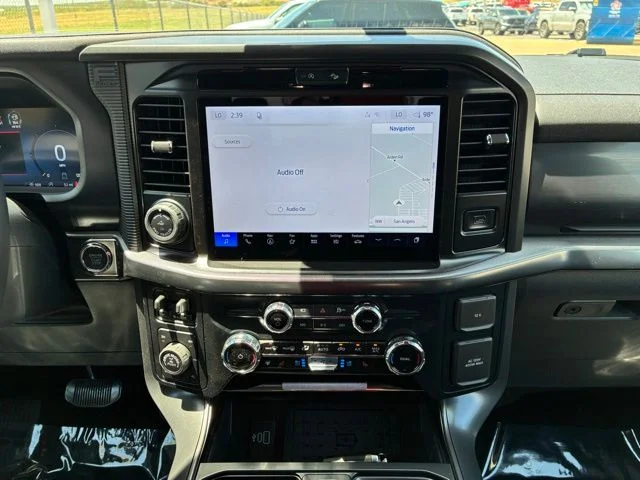 New 2026 Avalanche Ford Lariat image 11