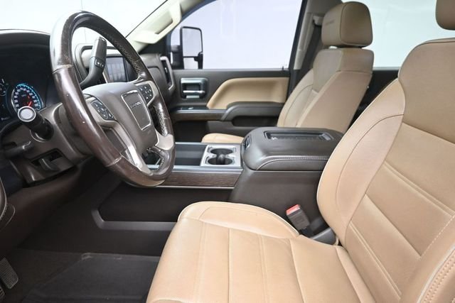 Used 2019 Red GMC Denali image 15
