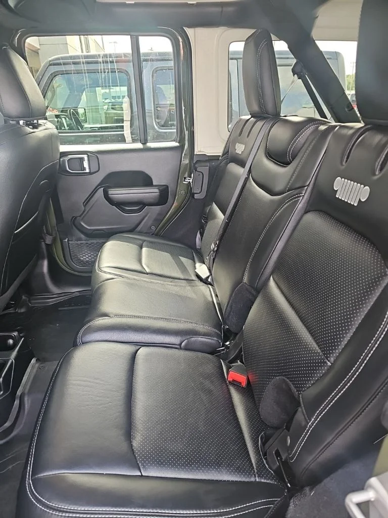 Used 2021 Green Jeep Unlimited Sport S image 8