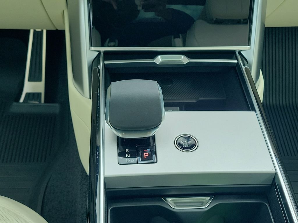 New 2026 Batumi Gold Land Rover SE image 20