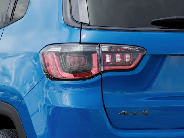 New 2026 Hydro Blue Pearlcoat Jeep Latitude image 10