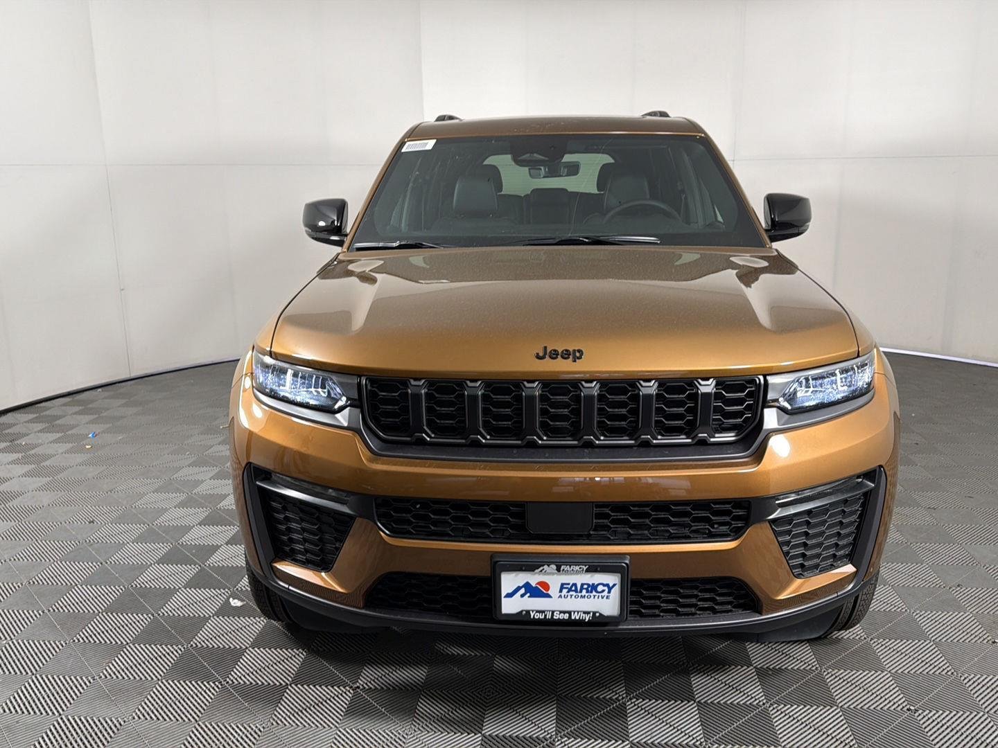 New 2026 Copper Shino Metallic Clear-Coat Exterior Paint Jeep Limited image 3