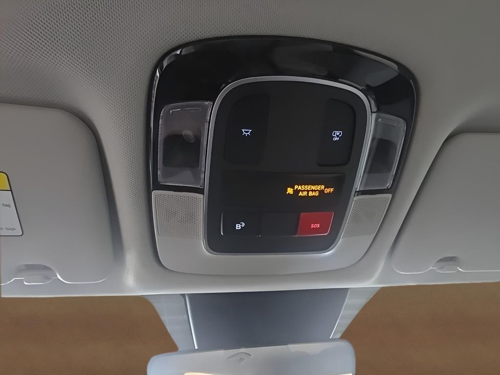 Certified Used 2026 White Hyundai SE image 27