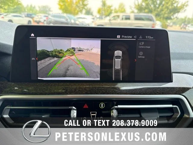 Used 2022  BMW xDrive30i image 17