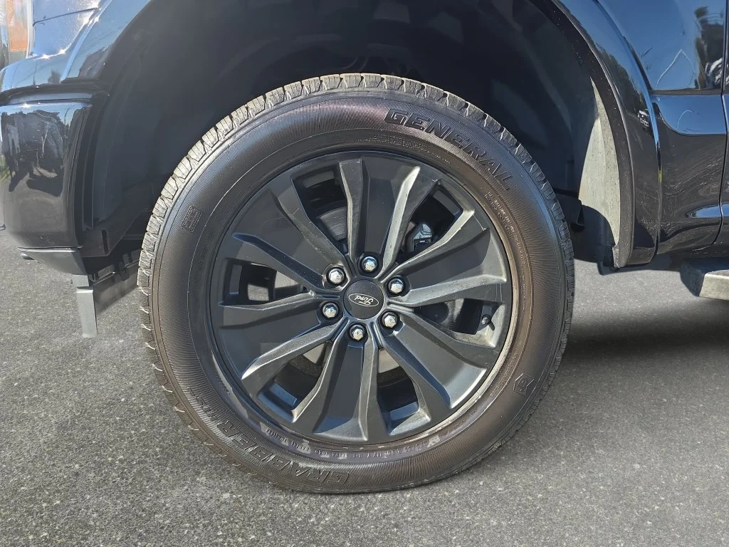 Certified Used 2020 Agate Black Metallic Ford XLT image 26