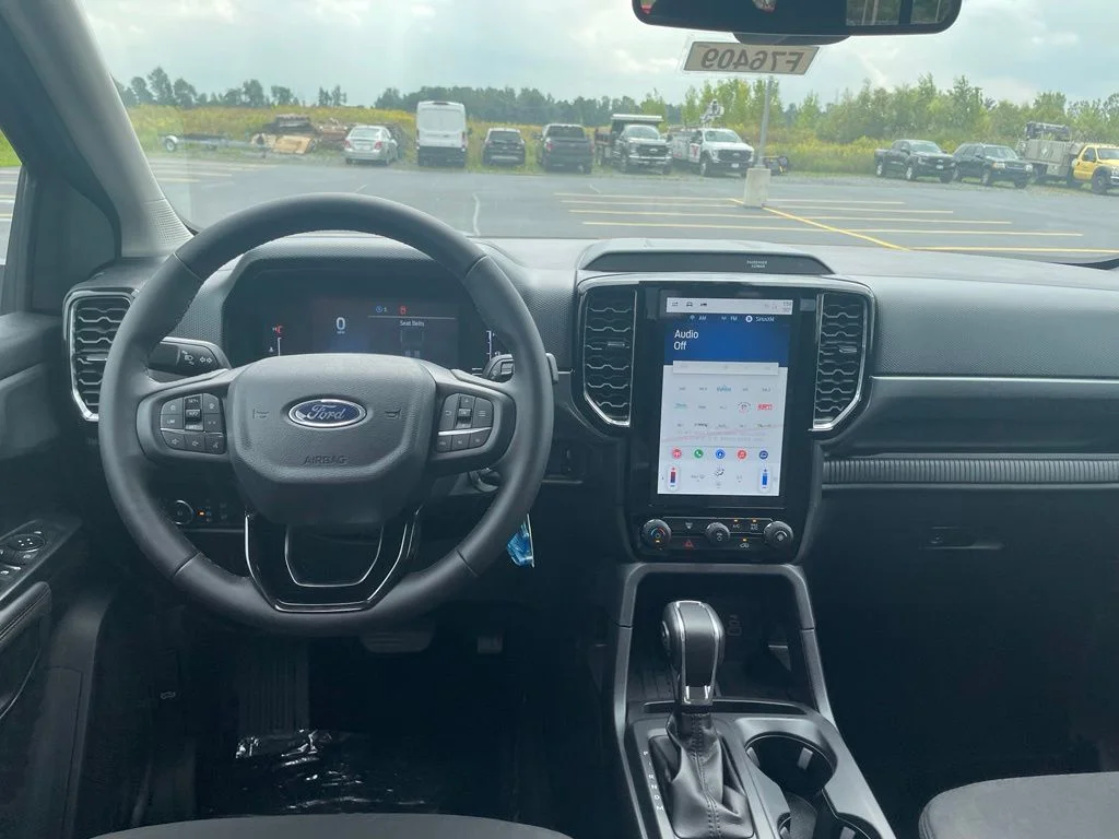 New 2026 Marsh Gray Ford XLT image 15