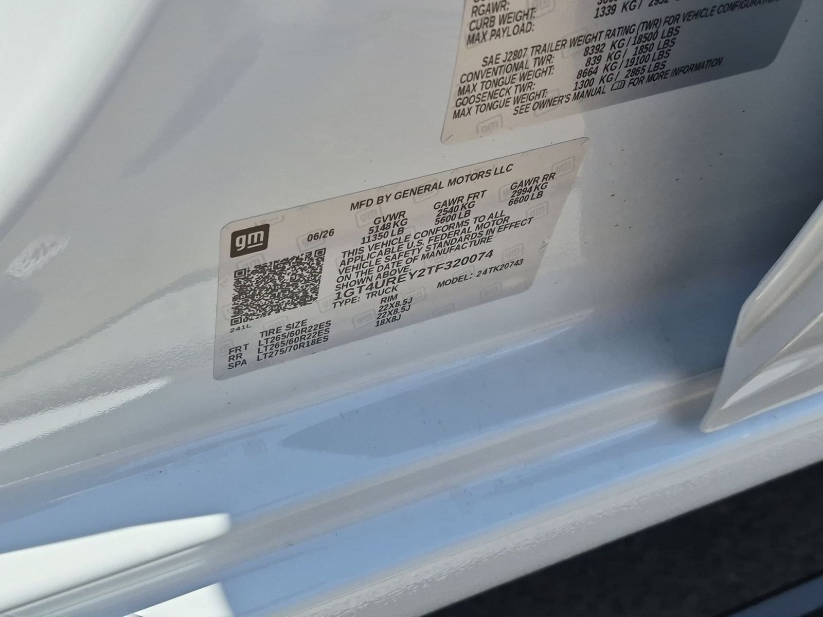 New 2026 Glacier White Tricoat GMC Denali image 35