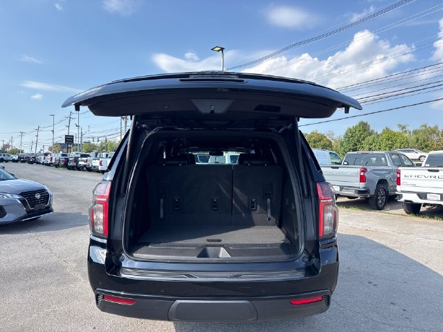Used 2023 Black Chevrolet Z71 image 9