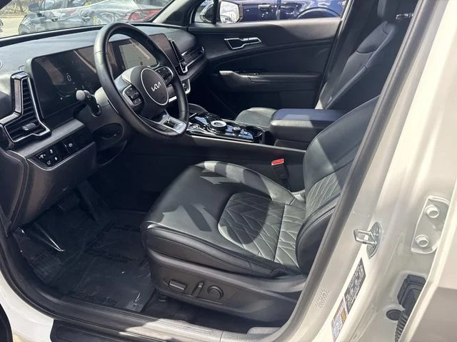 Used 2023 White Kia X-Line image 22