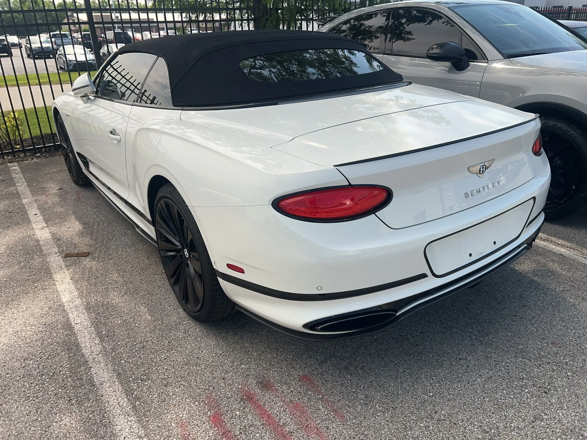 Used 2022 White Bentley Speed image 2