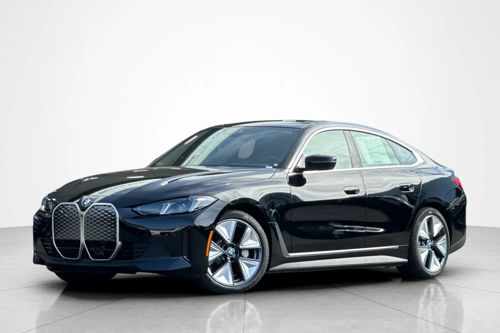 New 2026 Jet Black BMW xDrive40 image 1