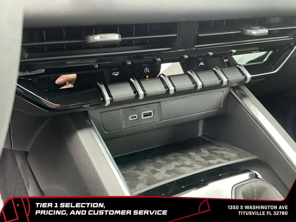 New 2026 Summit White GMC Elevation image 46