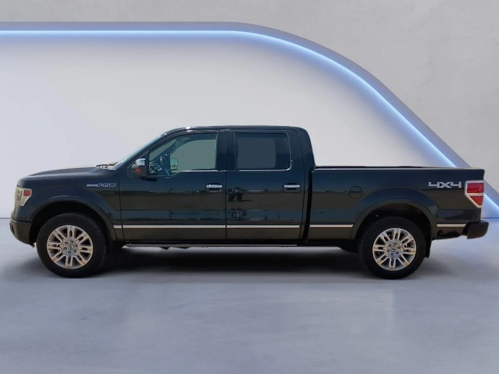 Used 2013 Tuxedo Black Metallic Ford Platinum image 2