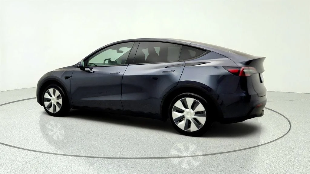 Used 2024 Stealth Grey Tesla RWD *Ltd Avail* image 7