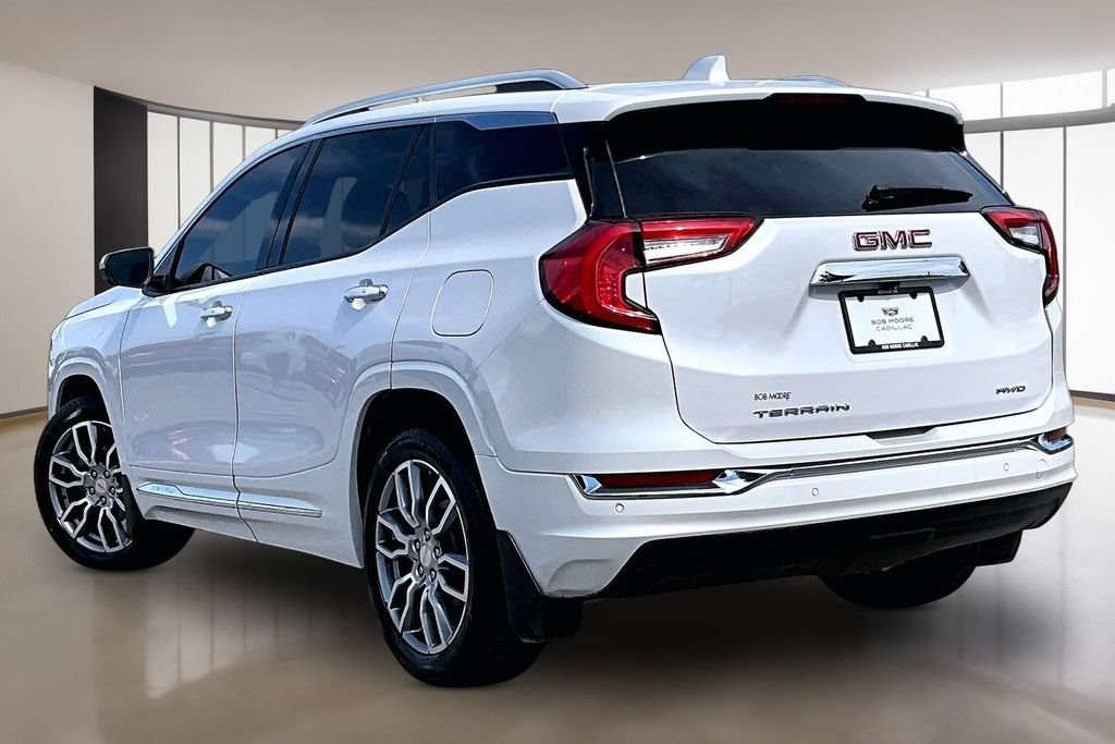 Used 2023 White GMC Denali image 12