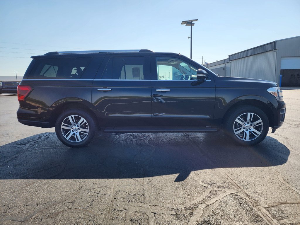 Used 2024 Agate Black Metallic Ford Limited image 4