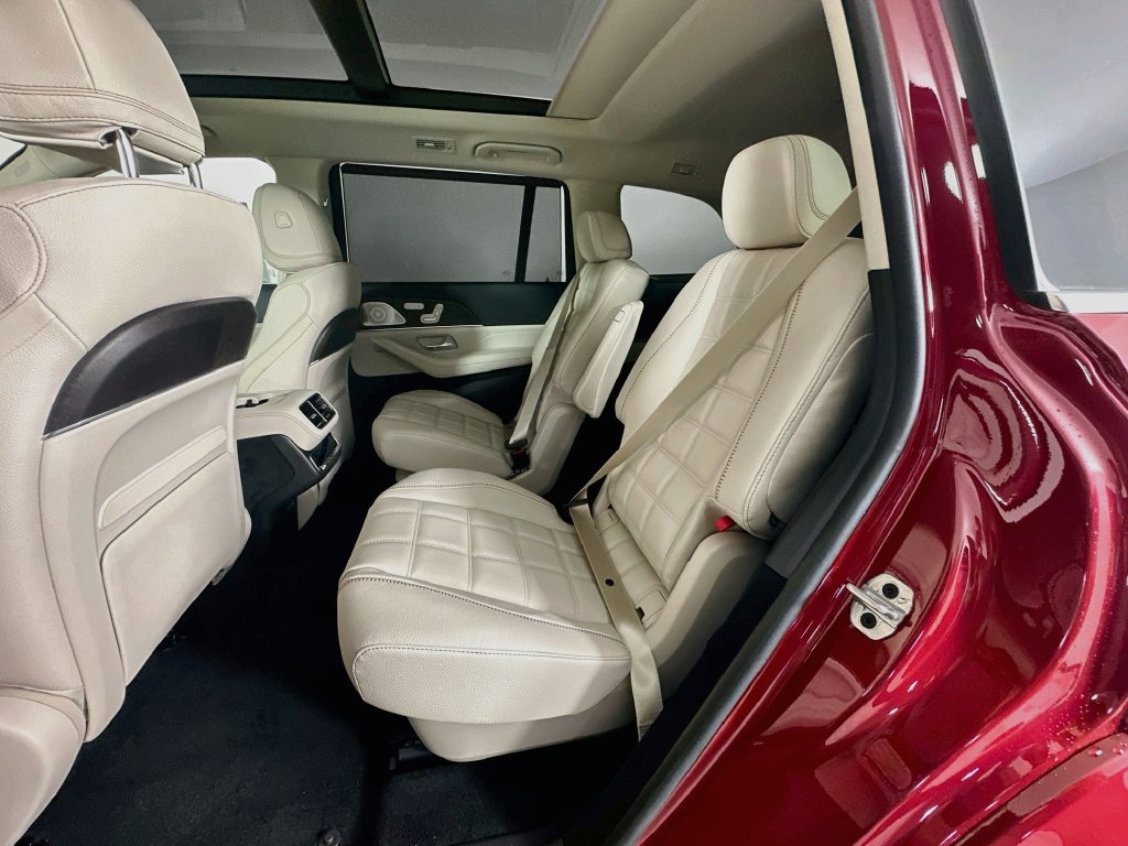 New 2027 MANUFAKTUR Patagonia Red Metallic Mercedes-Benz GLS 450 image 25