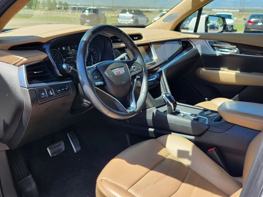 Used 2024 White Cadillac Sport image 7