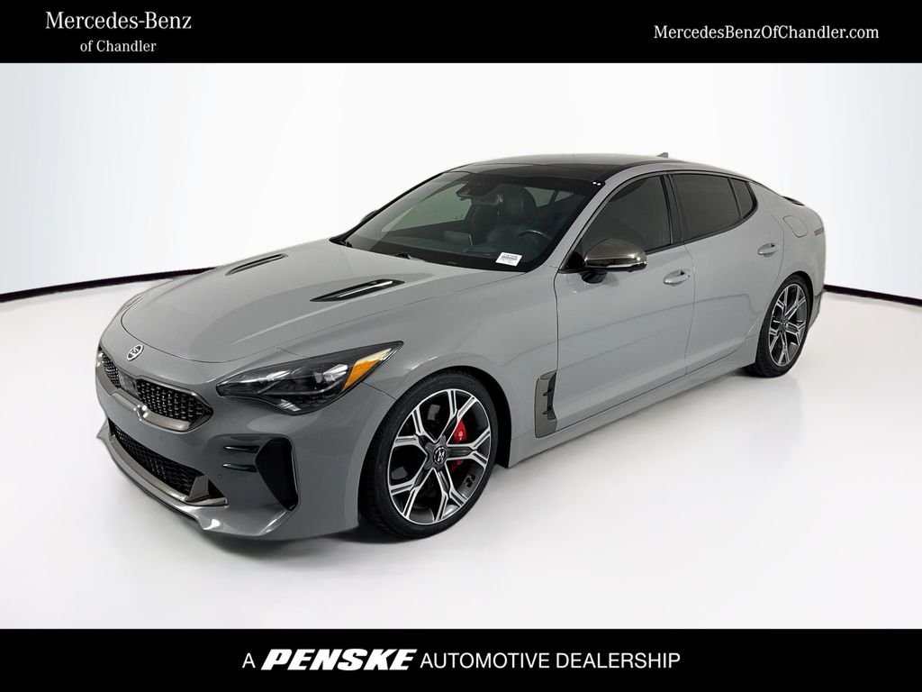 2020 Kia Stinger GT2's photo