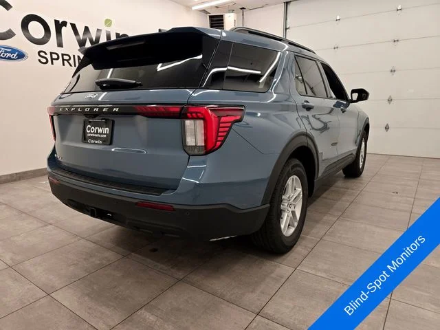 New 2027 Vapor Blue Metallic Ford Active image 5