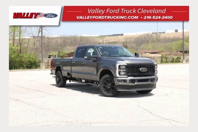 2026 Ford F-350SD F-350® Lariat®