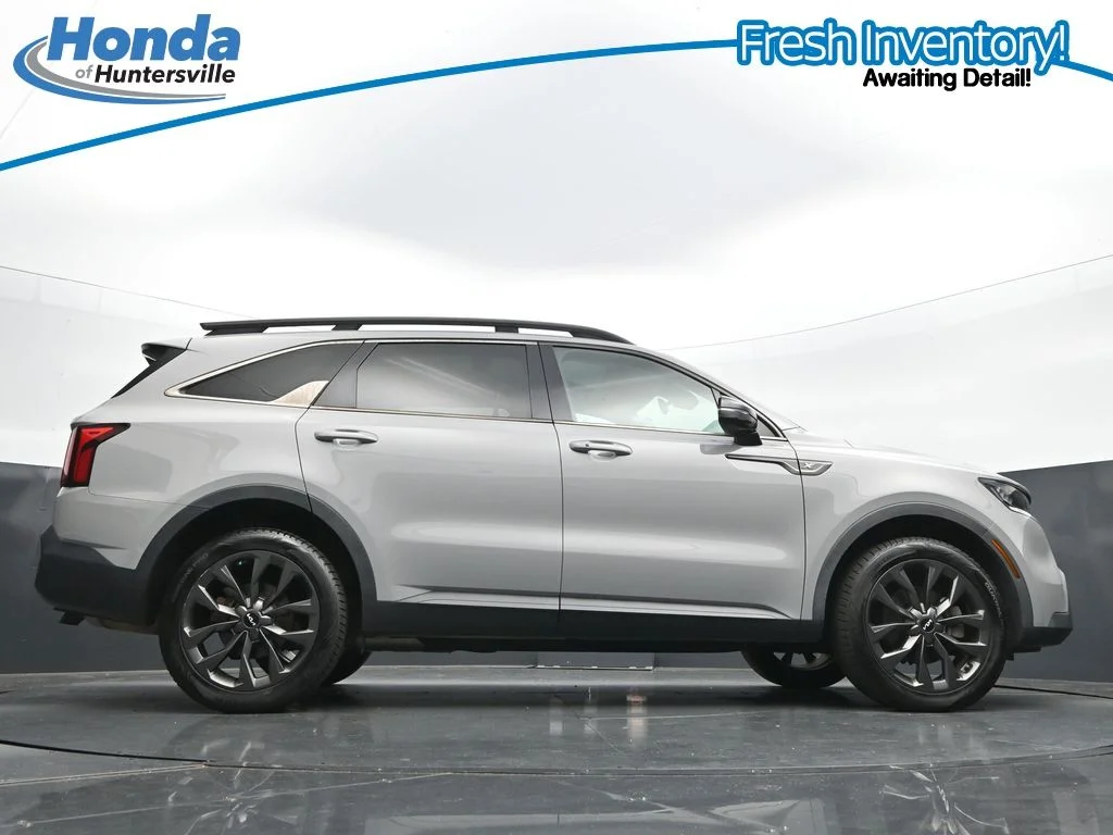 Used 2022 Gray Kia X-Line EX image 40