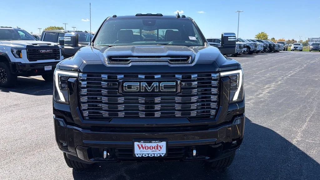 2026 GMC Sierra 2500HD Denali Ultimate - Photo 4