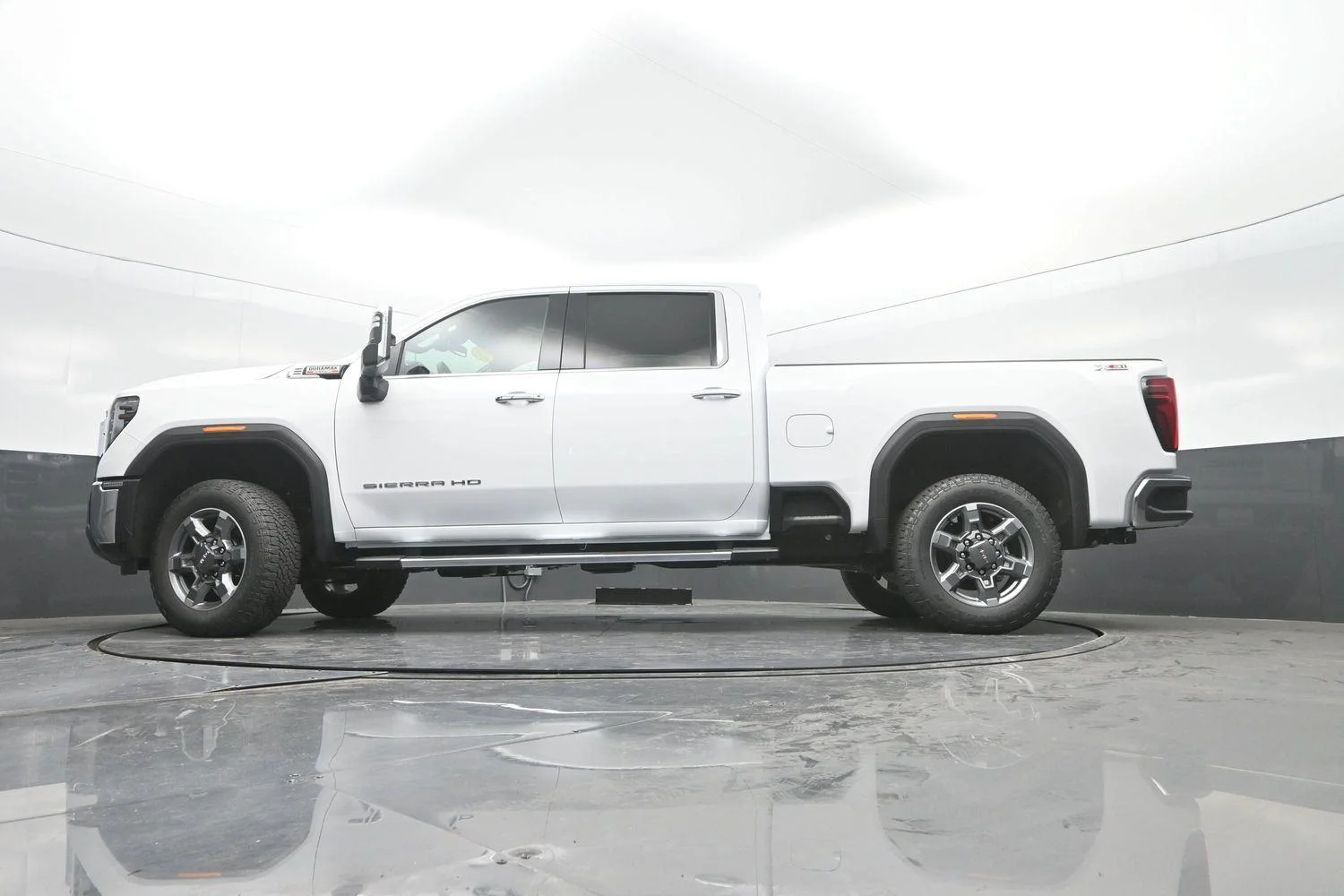 New 2026 Summit White GMC SLT image 41