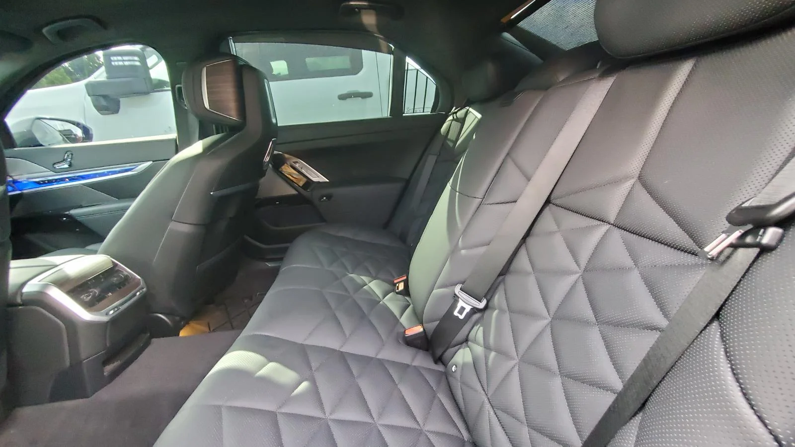 Used 2024 Brooklyn Grey Metallic BMW 740i xDrive image 5
