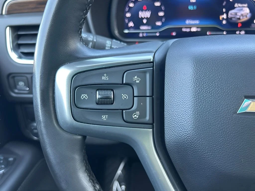 Used 2023 Silver Sage Metallic Chevrolet Premier image 15