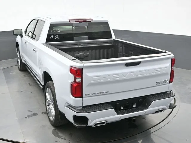 2026 Chevrolet Silverado 1500 High Country - Photo 10