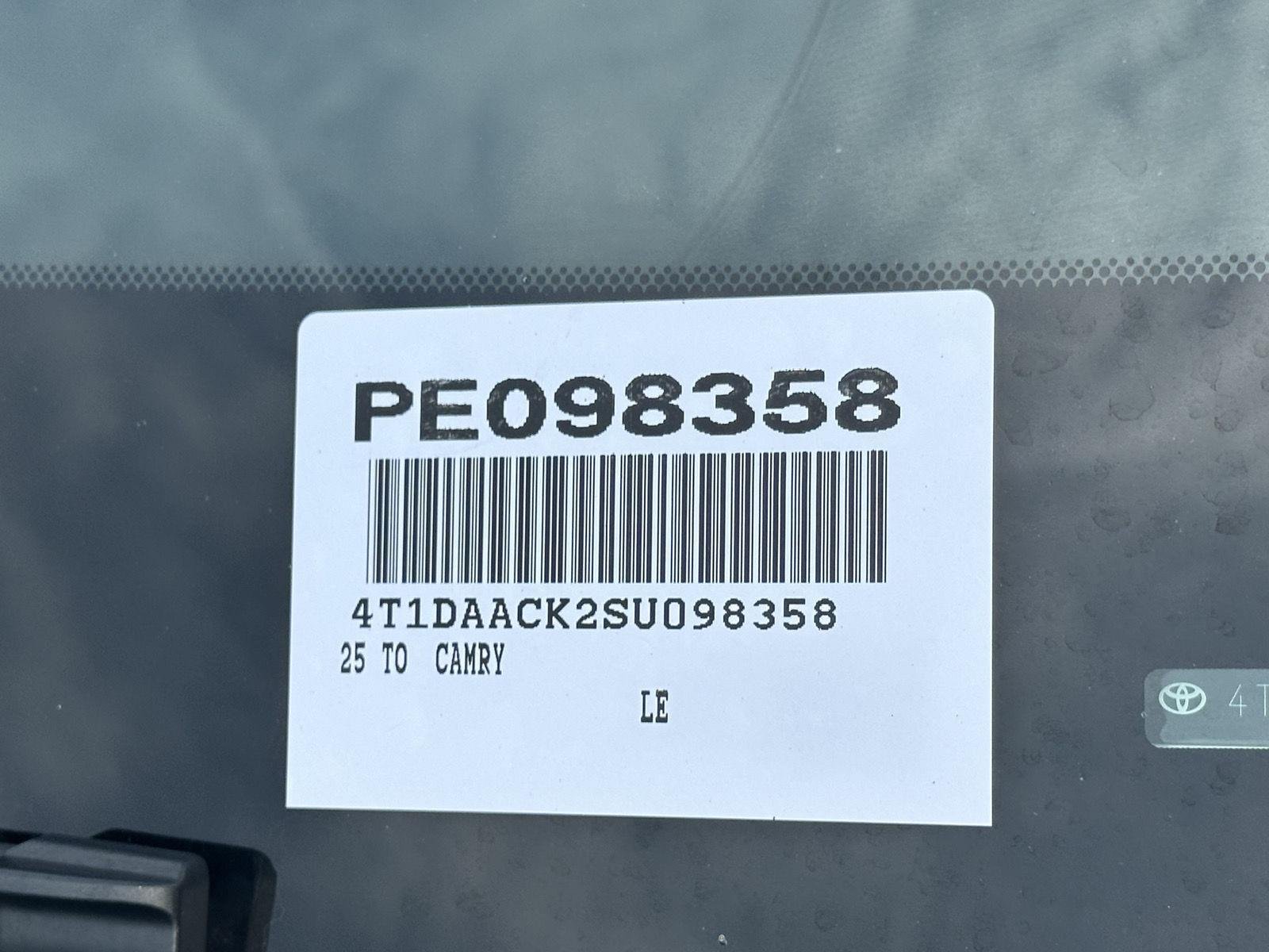 Used 2025 Ice Cap Toyota LE image 14