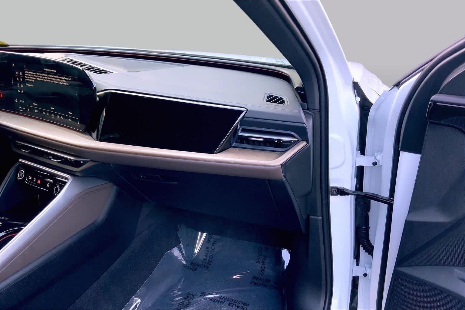 Used 2025 Glacier White Metallic Audi Premium image 19