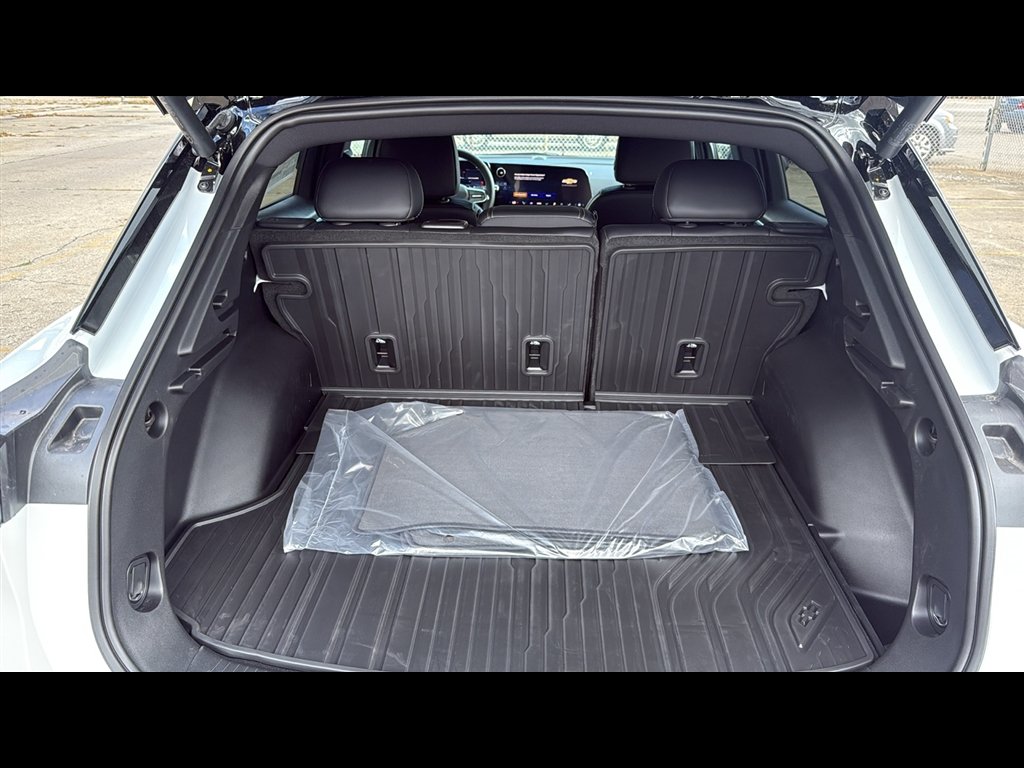 2026 Chevrolet Equinox EV 2LT - Photo 26
