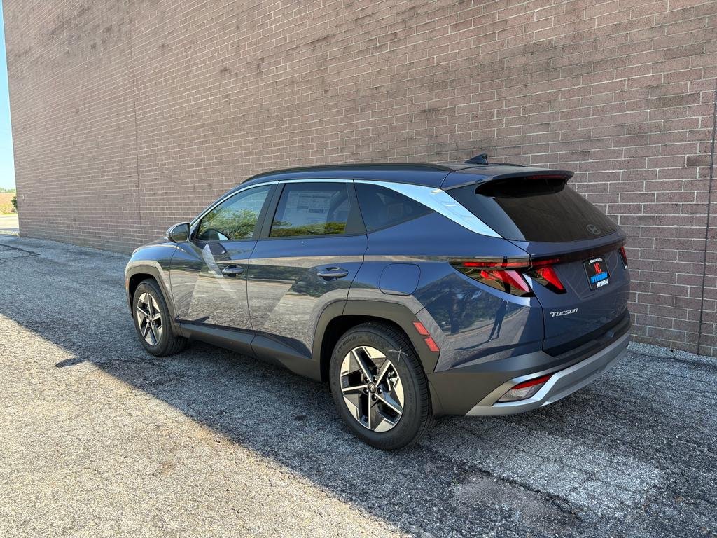 New 2026 Atlantis Blue Hyundai SEL FWD image 3