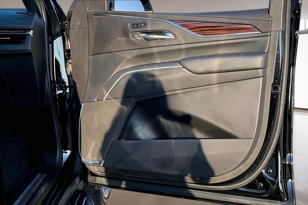 Used 2023 Black Raven Cadillac Premium Luxury image 19
