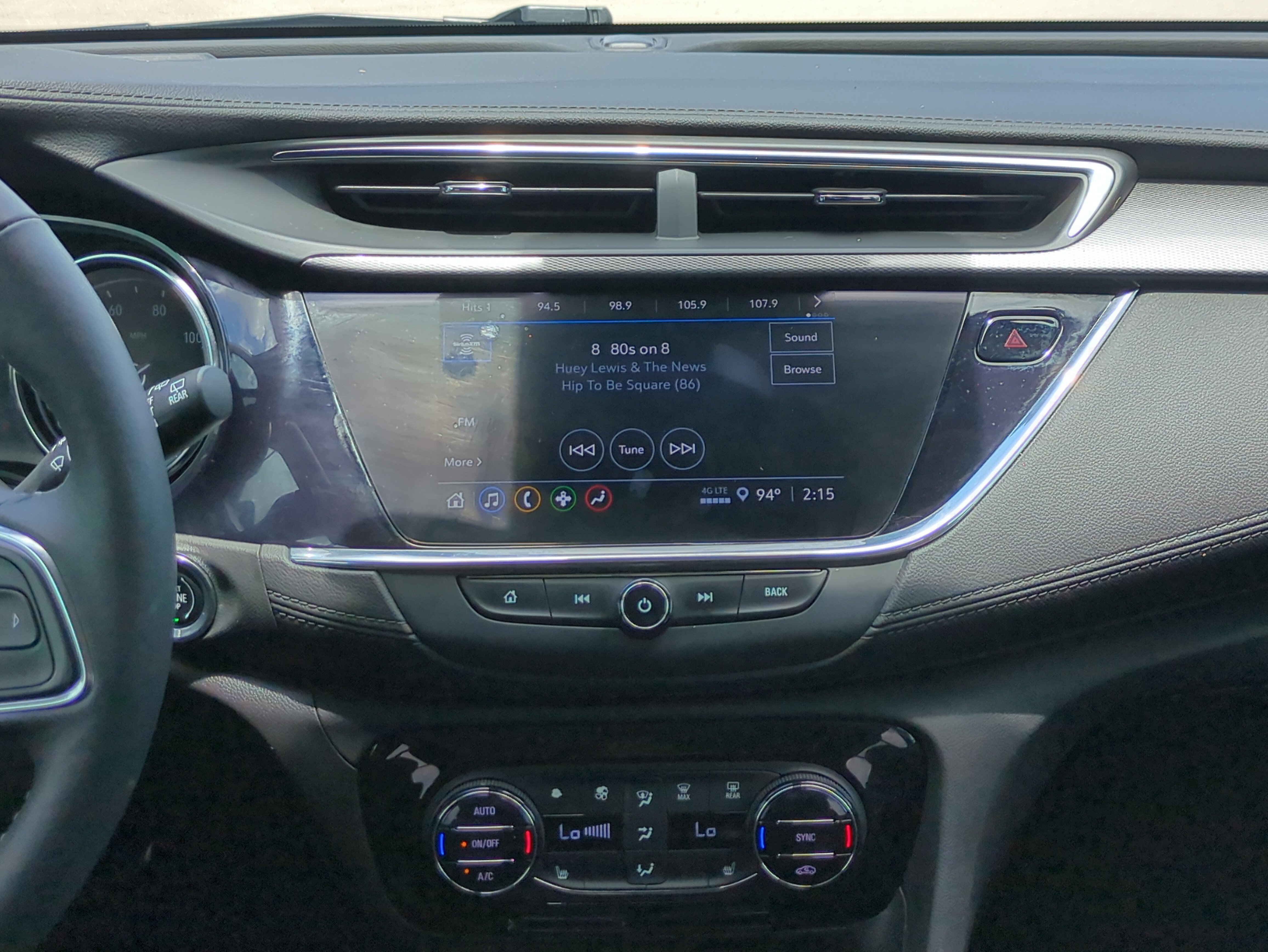 Used 2023 White Frost Tricoat Buick Essence image 19