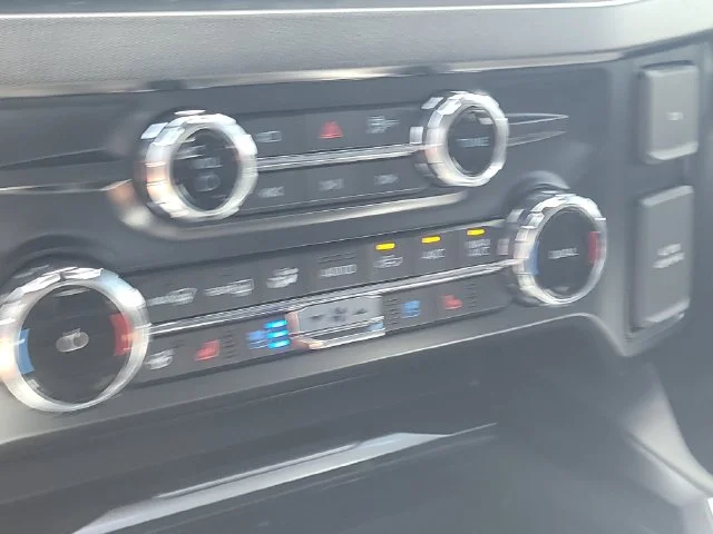 New 2026 Avalanche Ford Platinum image 25