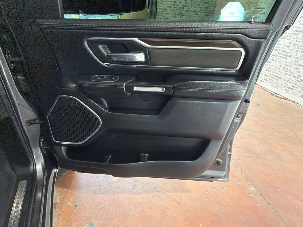 Used 2022 Granite Crystal Metallic Clearcoat Ram Laramie image 12
