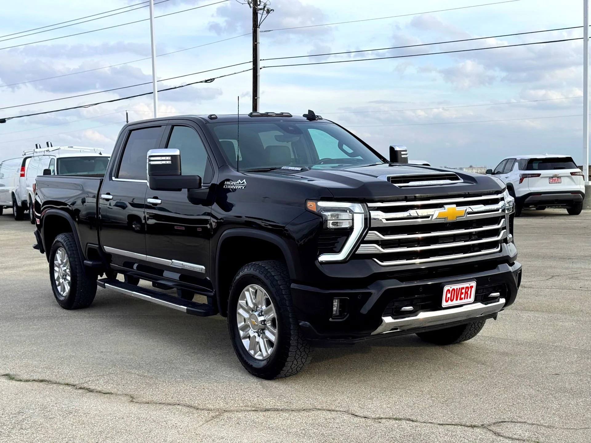 Used 2025 Black Chevrolet High Country image 5