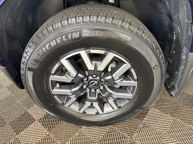 Used 2022 Blue Nissan SV image 26
