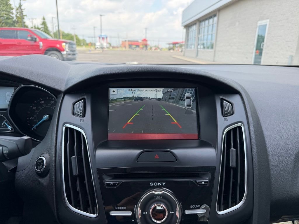 Used 2018 Red Ford Titanium image 13