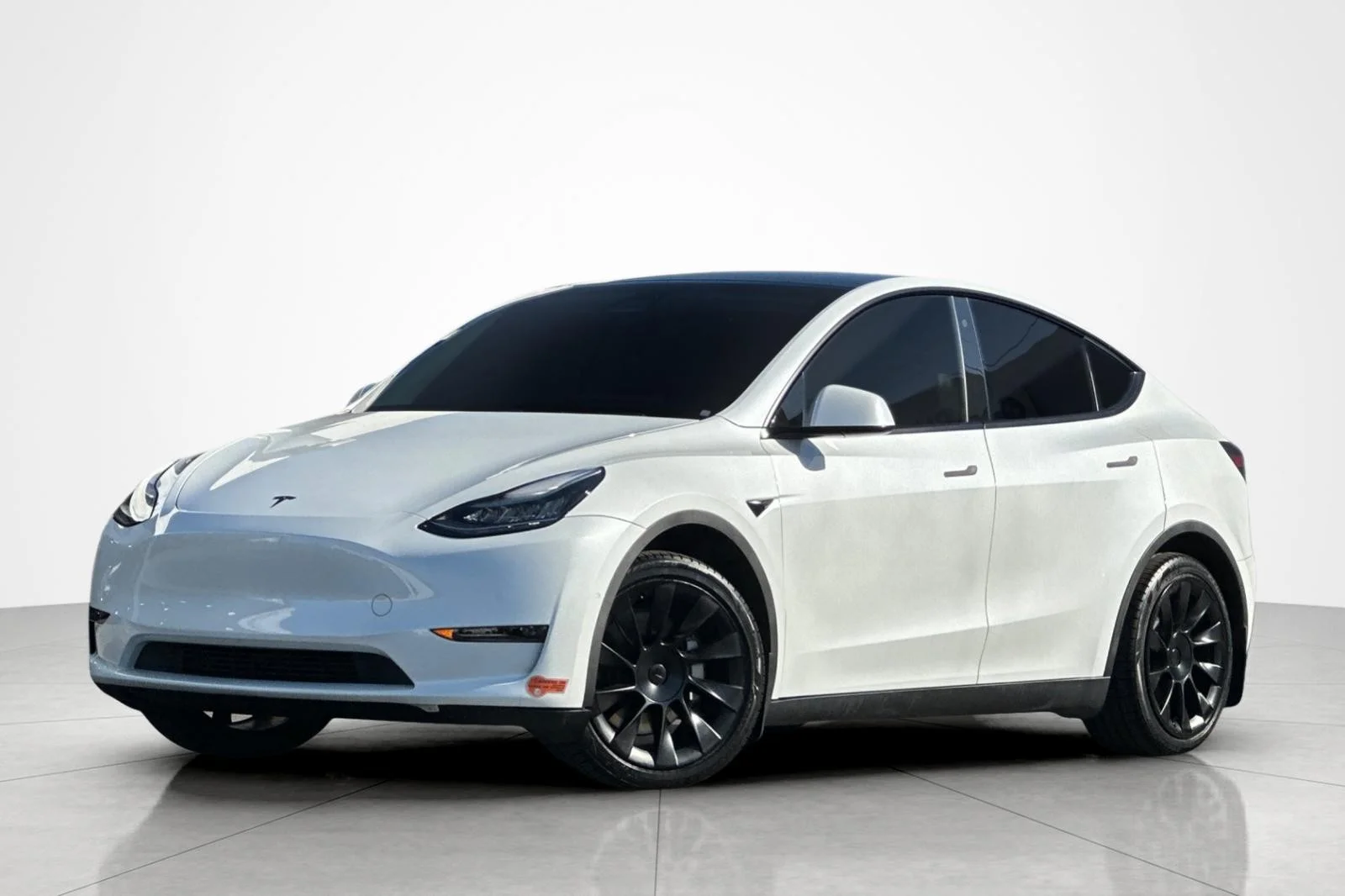 Used 2020 WHITE Tesla Long Range image 1