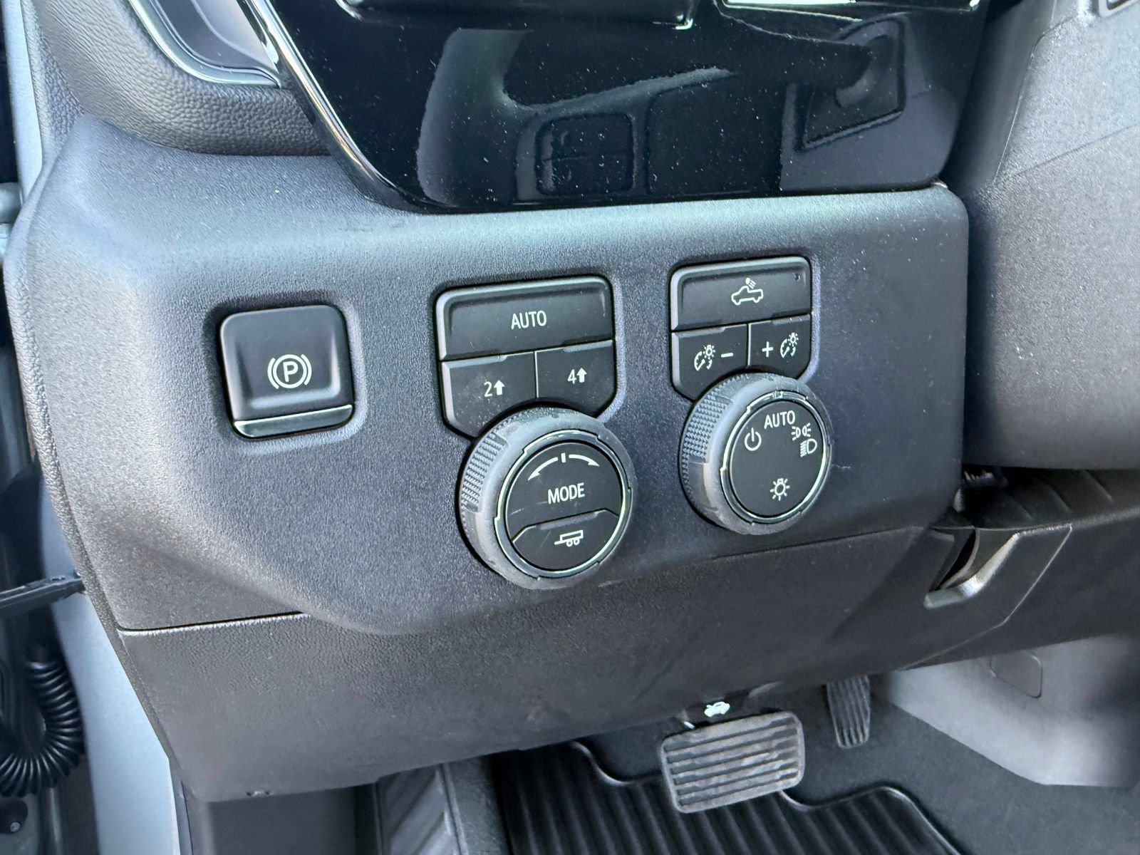 2026 Chevrolet Silverado 1500 LT - Photo 15