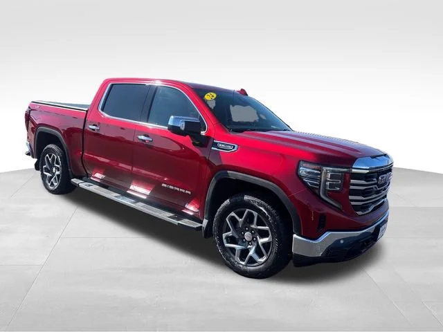 Used 2024 Volcanic Red Tintcoat GMC SLT image 9