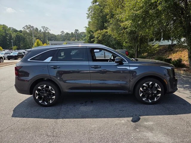 Used 2025  Kia EX image 10