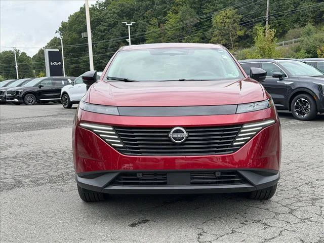 Used 2025 Red Nissan SL image 16